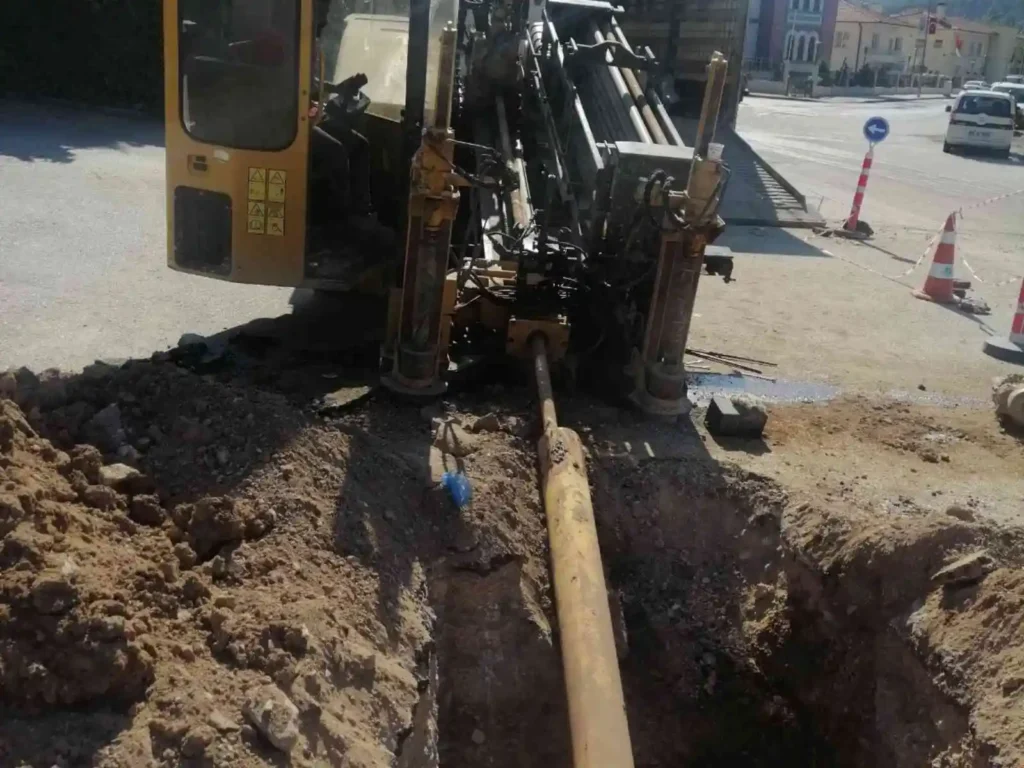 Hava basınçlı (köstebek) yatay sondaj