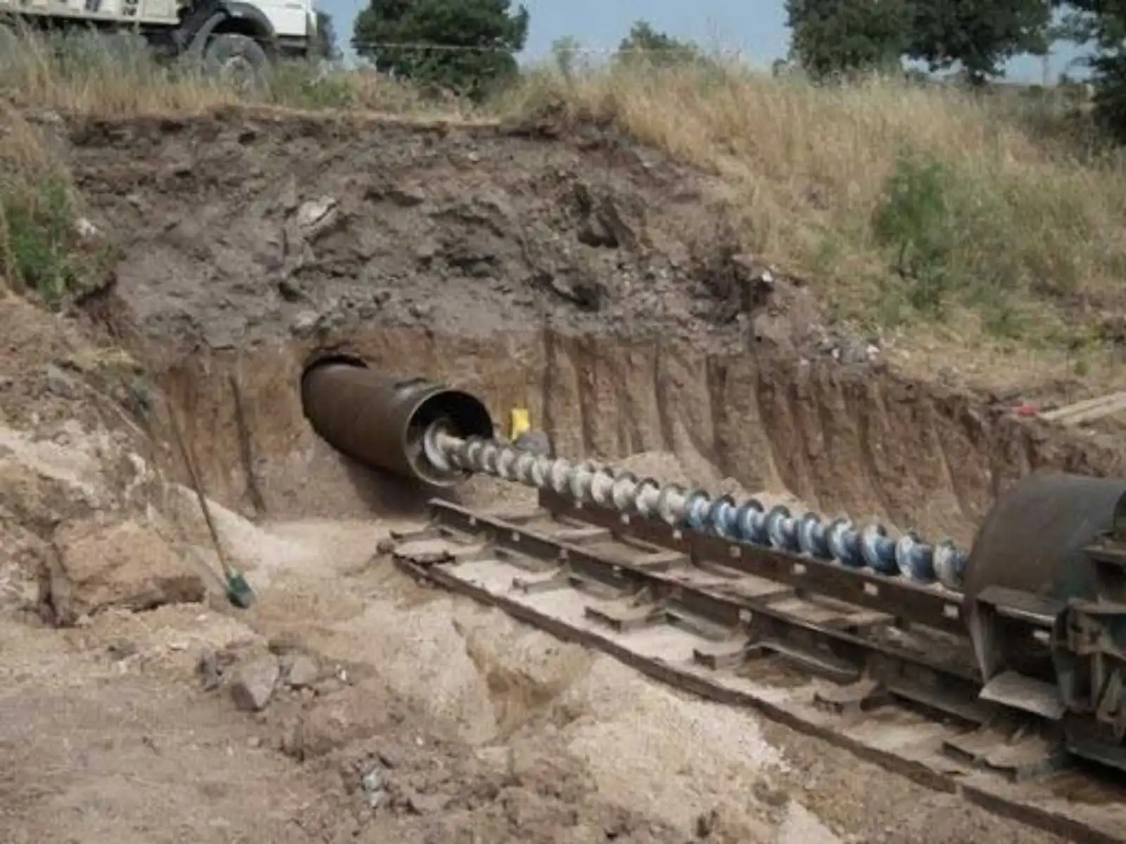 Helezonlu (Burgulu) Yatay Delgi çalışması